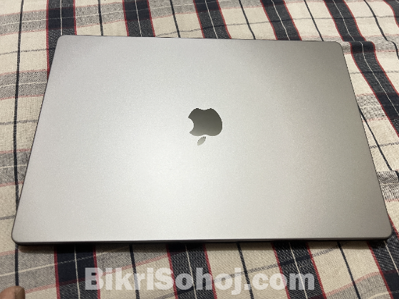 MacBook Pro 16